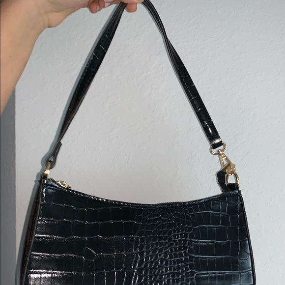 Handbag - Picture 2 of 2